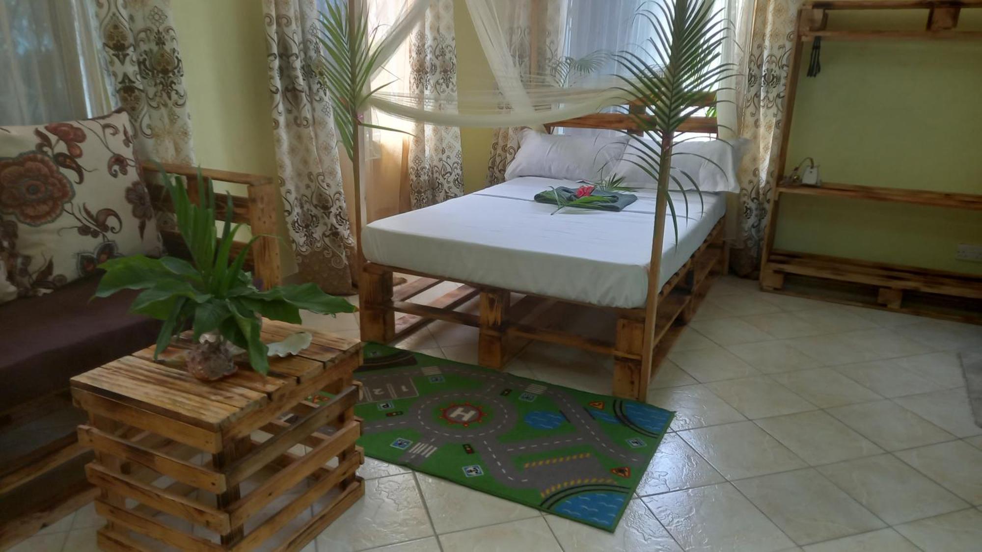 Mount Zion Guest House, Mtwapa Mtomondoni Mombasa Eksteriør billede