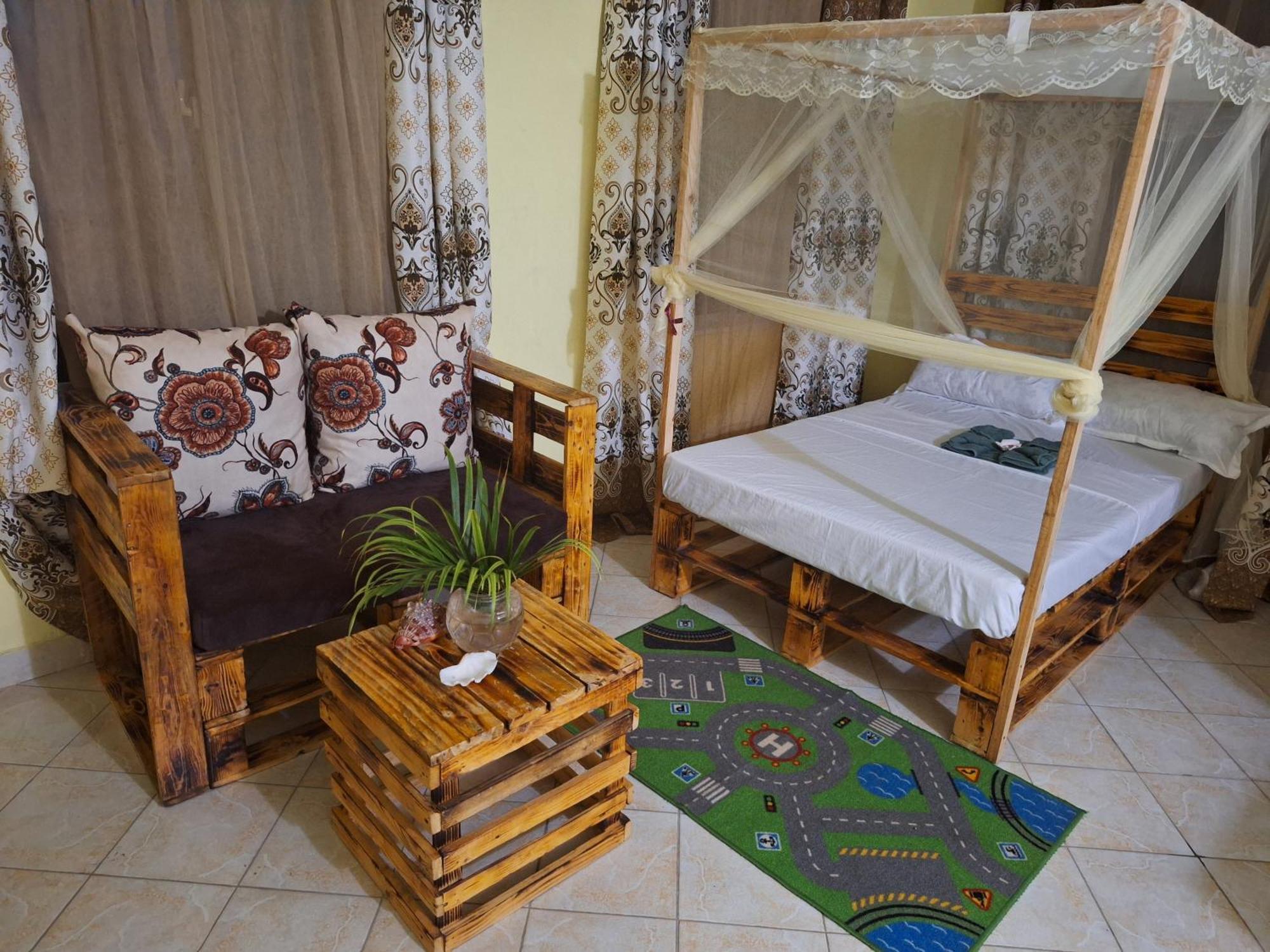 Mount Zion Guest House, Mtwapa Mtomondoni Mombasa Eksteriør billede